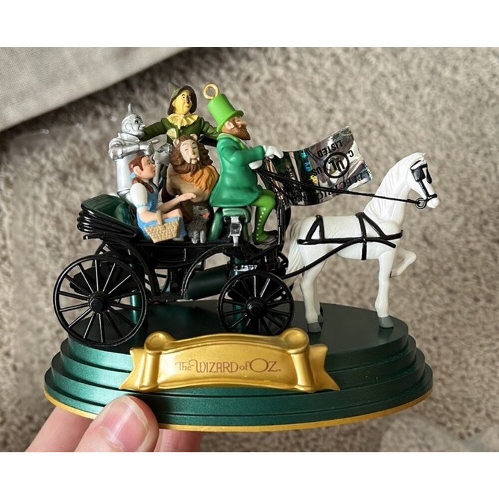 Hallmark Keepsake Horse of a Different Color The Wizard of Oz (2002) - QLX7673 - Picture 5 of 5